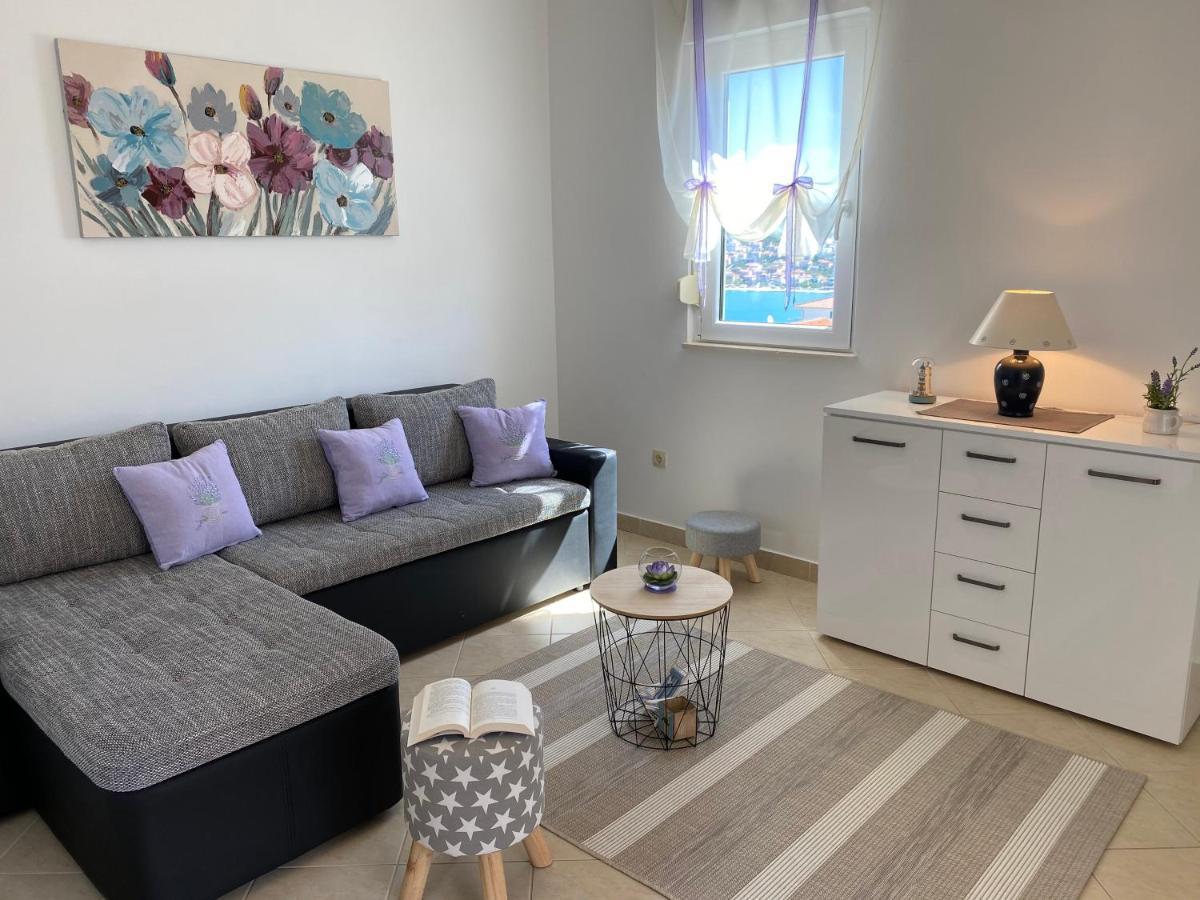 Apartment Tihana Trogir Exteriör bild