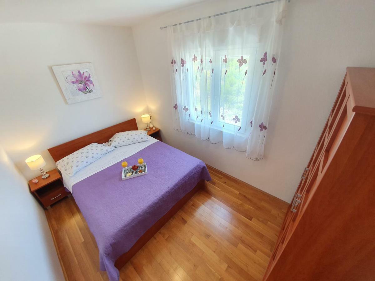 Apartment Tihana Trogir Exteriör bild